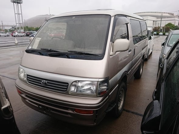 Japanese vans 4wd turbo diesel engine camping conversion comfort JDM import export Japan