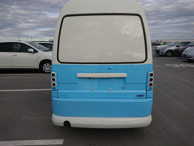 Kei van mini truck great mpg excellent condition camp sleep two adults 5 speed 25 year rule