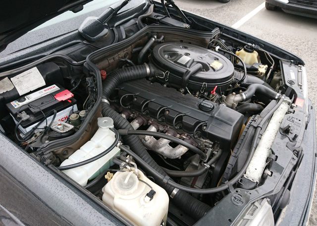 28 Mercedes Wagon engine bay side