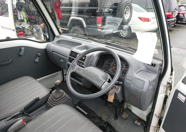 Subaru Sambar 4WD Mini Truck