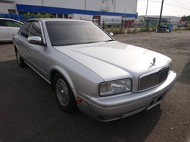 Japanese luxury cars 25 year rule import to America USA dealer auctions low prices