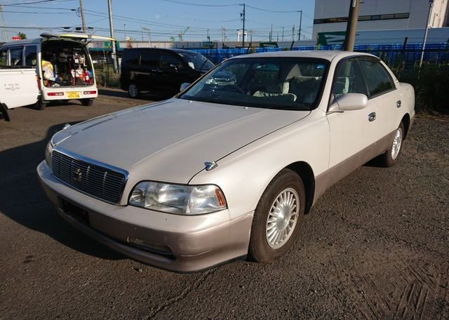 Toyota crown 140 кузов