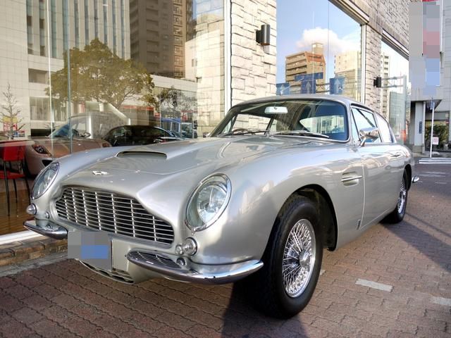 Fine Pre-Owned British Classic Cars Re-Import from Japan