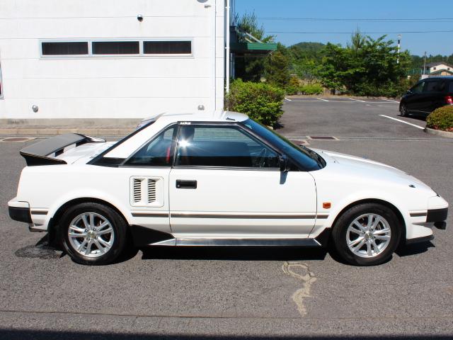 MR2 AW11 found in Japan for easy export to USA and Australia. Low miles clean car