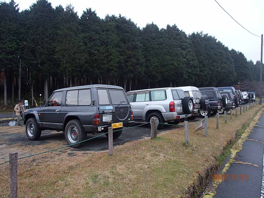 Rear view of Isuzu, Nissan, Toyota, Mitsubishi 4WD ready for off roading