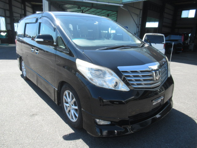 MPV, minivan, Classic people carrier, van, luxury car, multi-seater, camping, vacations, importing a car from Japan, buy a car from Japan, direct import from Japan, luxury MPV, Japan Domestic Market, JDM, Japan Car Direct