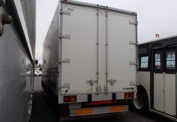 2005-Nissan-UD-Condor-5-ton-Wing-Opening-Truck-Import-from-Japan.-Side-and-Rear-Opening-Box.-Good-Condition