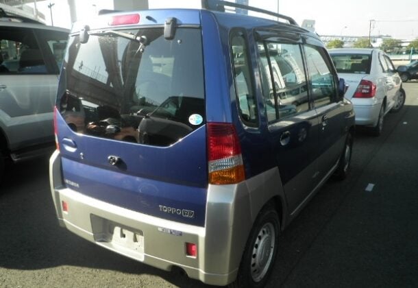 3-Toppo-BJ-small-car-with-good-passenger-room.-Big-doors.-Used-Kei-car-from-Japan