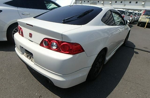 4-Honda-Integra-Type-R-DC-5-chassis.-Clean-used-Integra-DC-5-bought-in-Japan-self-import-via-JCD-640x456