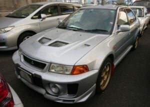 S-and-E-Lancer-Evo-to-NZ-IN-TEXT-PHOTO-6.-Mitsubishi-Lancer-Evolution-is-big-time-muscle-to-import-direct-from-Japan-640x456