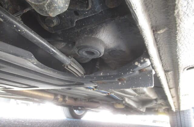 Left side underbody. Clean good condition used German car from Japan Japanese used car auction