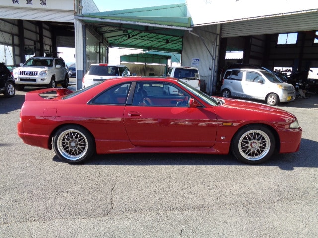Nissan Skyline, Exporting Cars from Japan, Buying Used Cars from Japan, Japanese Sports Car, Importing Cars from Japan, Nissan Skyline Features, Japan Car Exporter, Skyline Specifications, Skyline Performance, Japan Car Direct