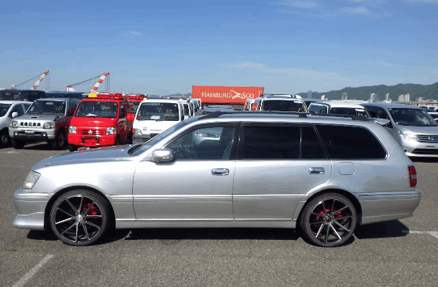 Toyota Crown Estate, JDM Wagon Import, Luxury Toyota Wagon, Used Crown Estate Japan, Import Toyota Crown, Turbo Wagon Japan, Toyota Crown JDM, Buy Crown Estate Online, Japanese Station Wagon, Japan Car Direct