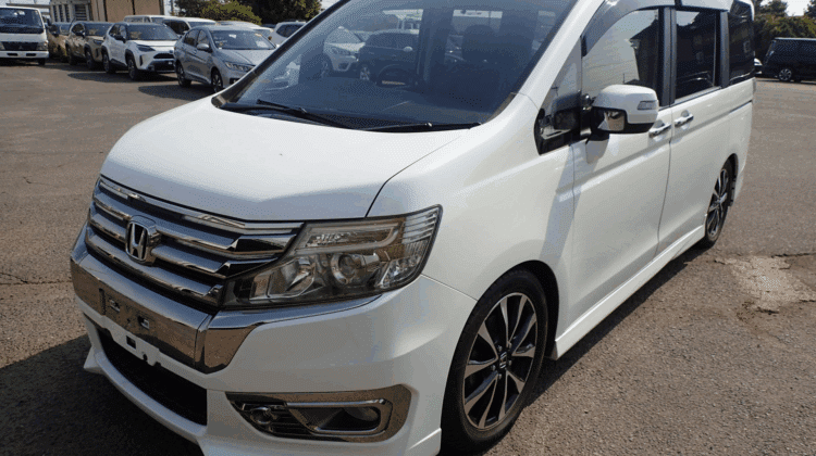 Honda Stepwagon Spada, Buy Used Honda Minivan, Japanese Family Van, Honda Stepwagon Export, JDM Stepwagon Spada, Affordable Japanese Van, Buy Cars From Japan, Japan Vehicle Auction, Reliable Japanese People Carrier, Japan Car Direct