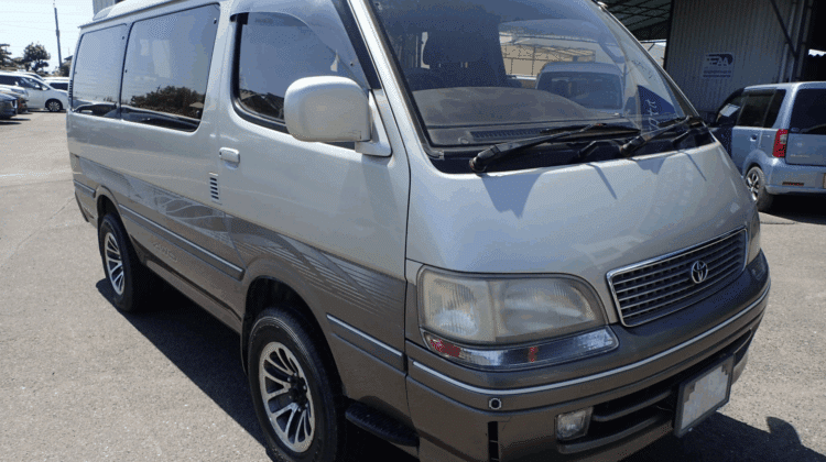 Toyota Hiace Van, JDM Toyota Hiace, 4WD Hiace Japan, Buy Used Hiace, Toyota Hiace Diesel, Classic Japanese Vans, Import Hiace From Japan, Reliable Japanese Van, Used Vans From Japan, Japan Car Direct