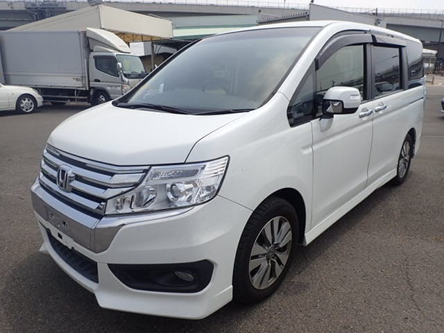 Honda Stepwgn Spada, Japanese minivan, Used Honda Stepwgn, Import Stepwgn Spada, Buy Honda Stepwgn, Stepwgn Japan Auction, Family van Japan, Honda Spada import, Japanese MPV, Japan Car Direct