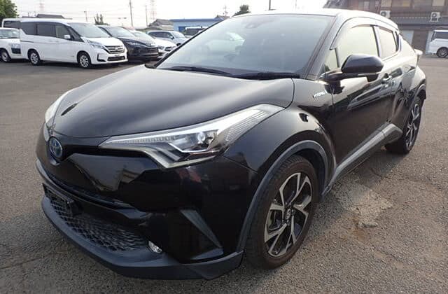 Toyota C-HR Hybrid, Compact SUV Japan, Toyota C-HR Import, Japanese Crossover SUV, Buy Toyota C-HR, Toyota C-HR Auction Japan, Toyota C-HR Used Import, Japanese Domestic Market SUV, Toyota C-HR Export, Japan Car Direct