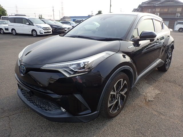 Toyota C-HR Hybrid, Compact SUV Japan, Toyota C-HR Import, Japanese Crossover SUV, Buy Toyota C-HR, Toyota C-HR Auction Japan, Toyota C-HR Used Import, Japanese Domestic Market SUV, Toyota C-HR Export, Japan Car Direct