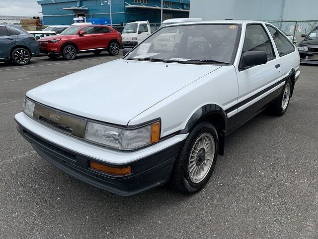 Toyota Corolla Levin, AE86 Levin, White Toyota Levin, JDM Sports Car, Used Toyota Levin Japan, Buy AE86 Levin, Import Toyota Levin, Japanese Classic Car, Toyota Levin Auction, Japan Car Direct