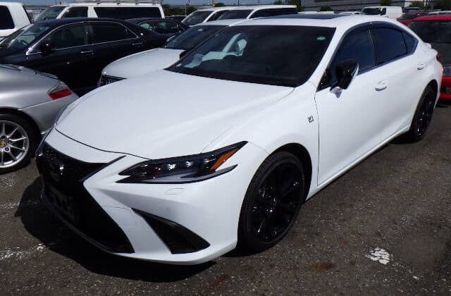 Lexus ES300h, Lexus Hybrid Sedan, Lexus Luxury Car, Used Lexus ES300h, Lexus ES JDM, Lexus ES Auction, Import Lexus ES300h, Japanese Luxury Cars, Japanese Car Auctions, Japan Car Direct