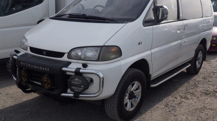 Mitsubishi Delica Space Gear (03 Feb 2026) Mitsubishi Delica Space Gear, Used Mitsubishi Delica, JDM Mitsubishi Delica Space Gear, Mitsubishi Delica Space Gear White, Mitsubishi Delica Space Gear Van, Japan Used Car Auctions, Delica Import From Japan, Used Cars Export Japan, Export Cars From Japan, Japan Car Direct