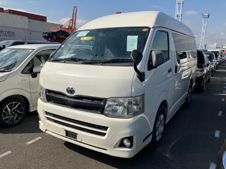 Toyota Hiace, Used Toyota Hiace, Toyota Hiace High Roof, Toyota Hiace White Van, Japan Used Car Auctions, Hiace Import From Japan, Used Cars Export Japan, Export Cars From Japan, Japanese Car Export Service, Japan Car Direct
