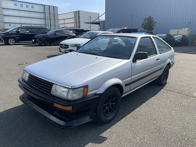 Toyota Corolla Levin For Sale, AE86 Levin, JDM Levin Export, Toyota Levin Japan Import, Toyota Corolla Levin Auction Japan, Classic Toyota Coupe, Toyota Corolla Levin Specs, Japanese Sports Coupe, Buy JDM Classic Car, Japan Car Direct, AE86